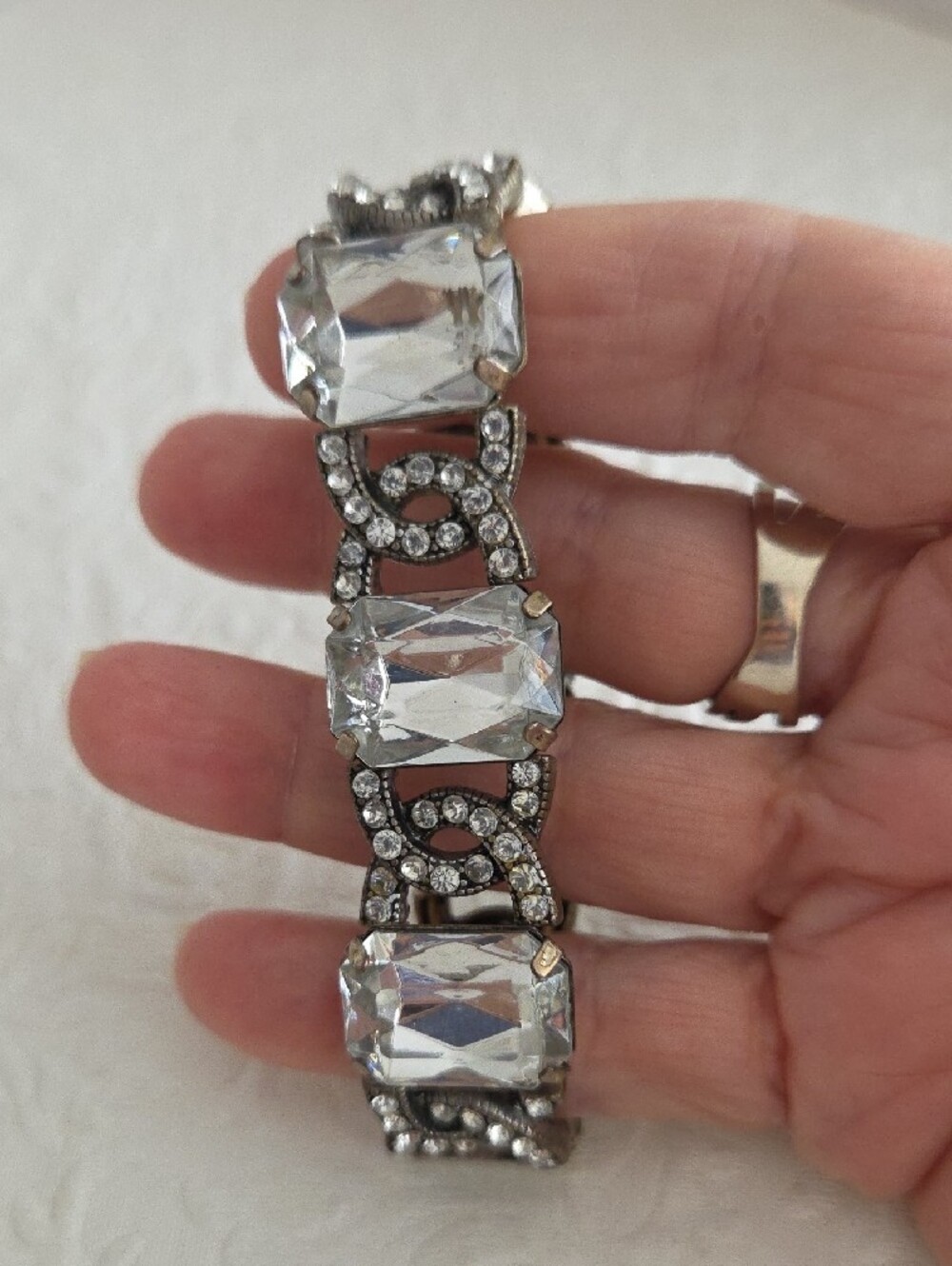 Clear Crystal and Rhinestone Stretch Bracelet  CC Style